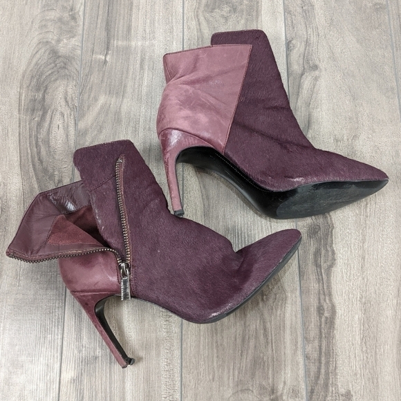 VINCE Camuto 7.5 Purple Cow Hair Leather Booties - Picture 3 of 9